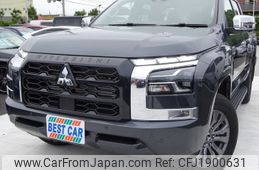 mitsubishi triton 2024 CFJ1900631