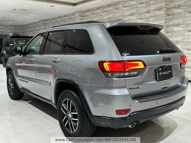 jeep grand-cherokee 2017 CFJ1696789 image 2