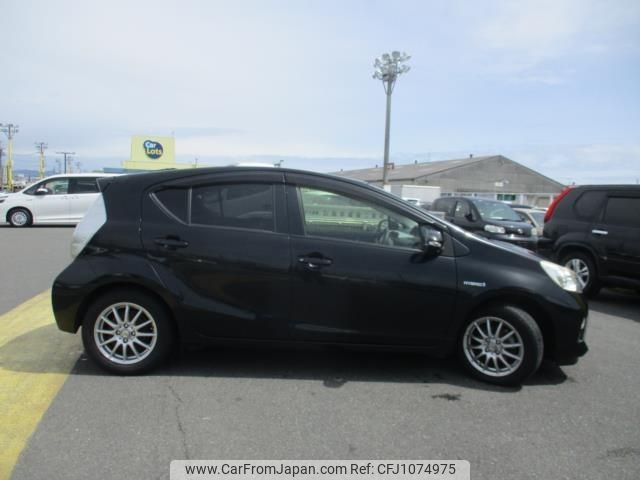 toyota aqua 2014 -TOYOTA--AQUA DAA-NHP10--NHP10-6288359---TOYOTA--AQUA DAA-NHP10--NHP10-6288359- image 2