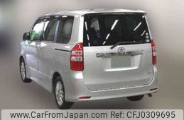 toyota noah 2013 TE4762