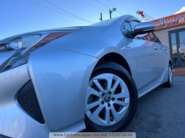 toyota prius 2018 quick_quick_ZVW55_ZVW55-8066099 image 2