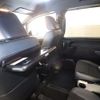 toyota noah 2019 -TOYOTA--Noah DBA-ZRR80W--ZRR80-0499843---TOYOTA--Noah DBA-ZRR80W--ZRR80-0499843- image 10