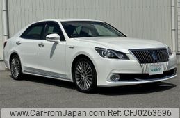 toyota crown-majesta 2015 -TOYOTA--Crown Majesta DAA-GWS214--GWS214-6009102---TOYOTA--Crown Majesta DAA-GWS214--GWS214-6009102-