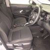 toyota yaris-cross 2020 CFJ1642746 image 6