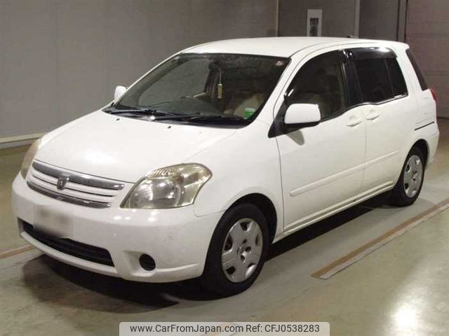 toyota raum 2004 22726 image 2