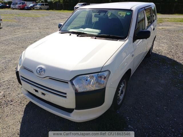 toyota probox 2017 CFJ1863546 image 1