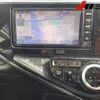 toyota aqua 2017 -TOYOTA--AQUA NHP10--6634825---TOYOTA--AQUA NHP10--6634825- image 5