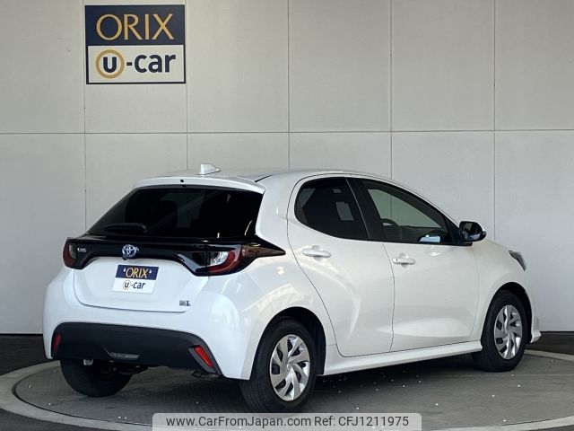 toyota yaris 2023 -TOYOTA--Yaris 6AA-MXPH10--MXPH10-2120899---TOYOTA--Yaris 6AA-MXPH10--MXPH10-2120899- image 2