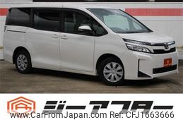 toyota voxy 2018 CFJ1663666