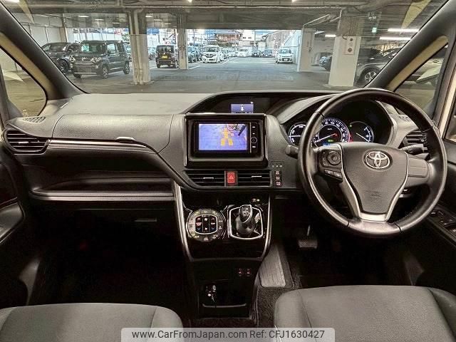 toyota esquire 2015 CFJ1630427 image 2