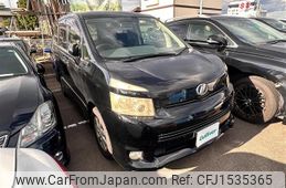 toyota voxy 2008 CFJ1535365