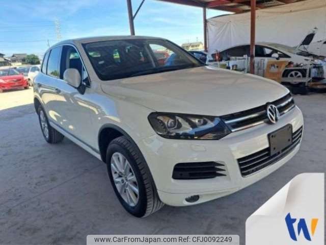 volkswagen touareg 2011 -VOLKSWAGEN--VW Touareg DBA-7PCGRS--WVGZZZ7PZBD023568---VOLKSWAGEN--VW Touareg DBA-7PCGRS--WVGZZZ7PZBD023568- image 1