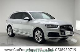audi q7 2018 CFJ8989719