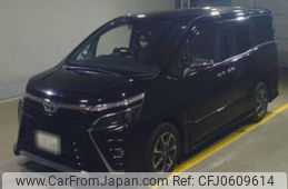 toyota voxy 2021 quick_quick_3BA-ZRR80W_0664183