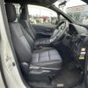 toyota noah 2014 -TOYOTA--Noah DBA-ZRR85W--ZRR85-0012130---TOYOTA--Noah DBA-ZRR85W--ZRR85-0012130- image 5