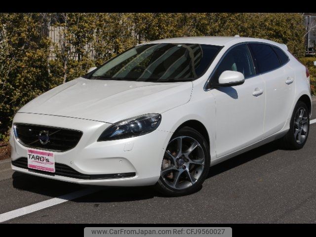 volvo v40 2016 -VOLVO 【名変中 】--Volvo V40 MB4154T--G2300839---VOLVO 【名変中 】--Volvo V40 MB4154T--G2300839- image 1