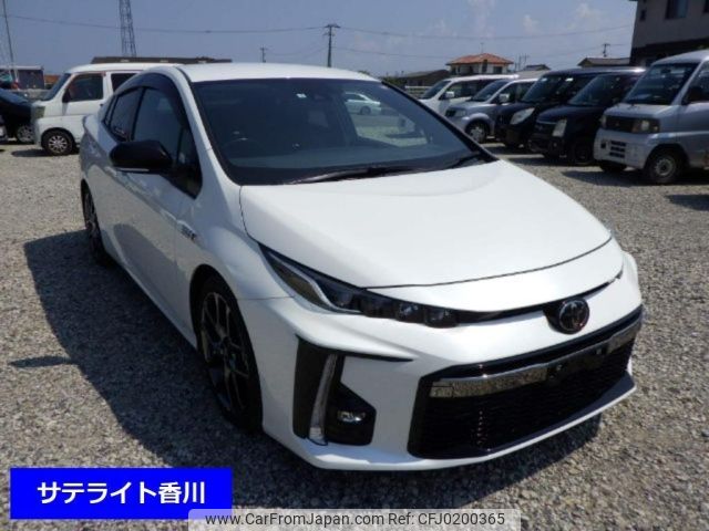 toyota prius-phv 2019 -TOYOTA--Prius PHV ZVW52-3104713---TOYOTA--Prius PHV ZVW52-3104713- image 1