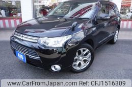 mitsubishi outlander-phev 2013 CFJ1516309