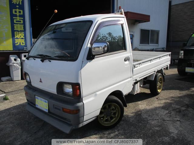 mitsubishi minicab-truck 1996 095778ee86711c4b3b0d97e21cc26680 image 1