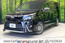 toyota voxy 2018 CFJ1623634