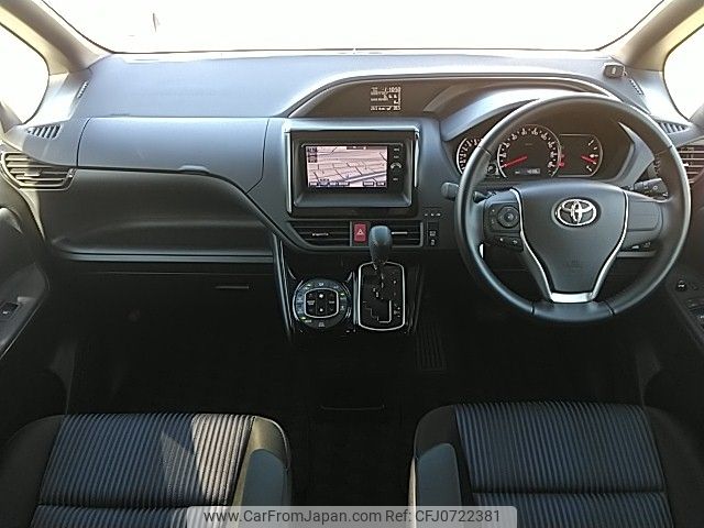 toyota voxy 2017 -TOYOTA--Voxy DBA-ZRR80W--ZRR80-0313862---TOYOTA--Voxy DBA-ZRR80W--ZRR80-0313862- image 2