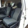 toyota vitz 2013 CFJ1568804 image 14