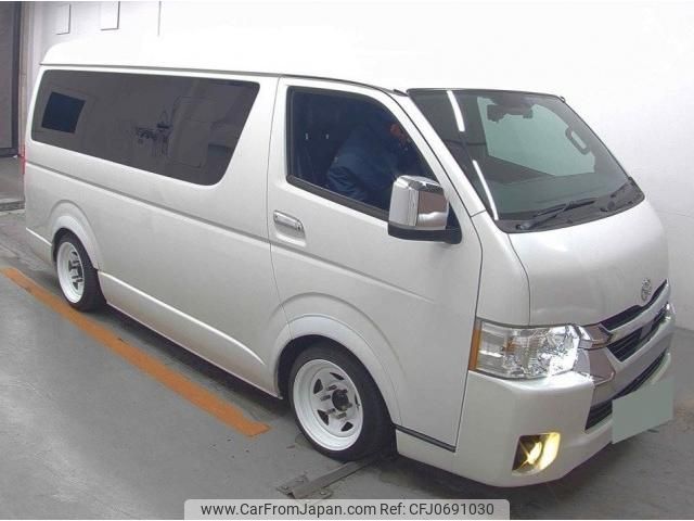 toyota hiace-wagon 2022 quick_quick_3BA-TRH214W_TRH214-0067916 image 1