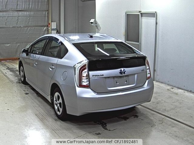 toyota prius 2016 CFJ1892481 image 2