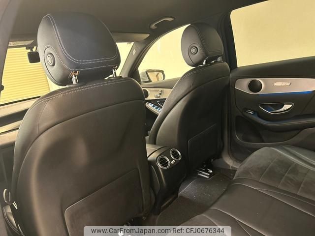 mercedes-benz glc-class 2017 quick_quick_253905C_WDC2539052F262326 image 2