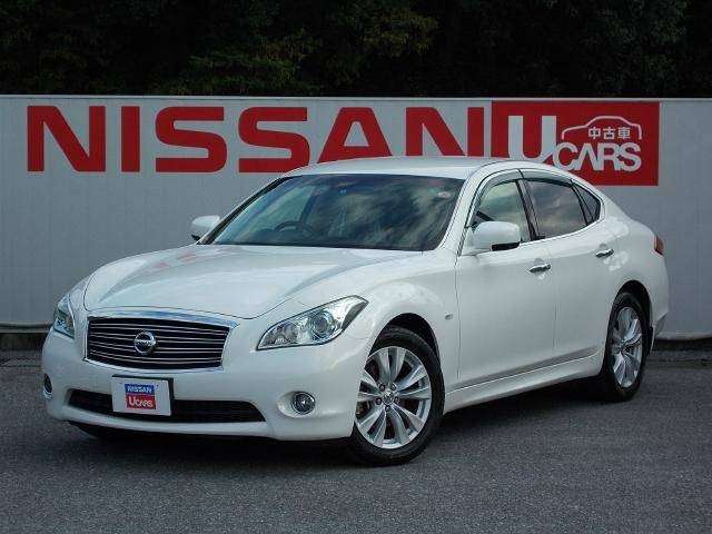 Nissan fuga 2011