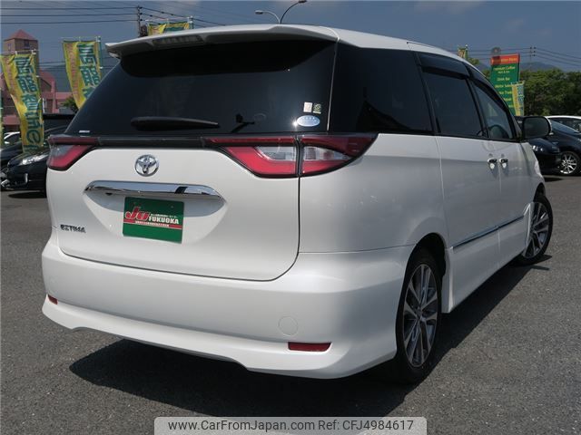 Toyota estima 2018