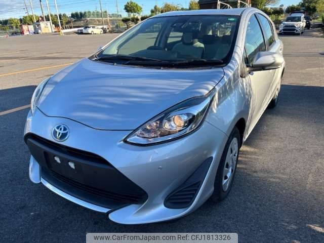 toyota aqua 2020 CFJ1813326 image 1