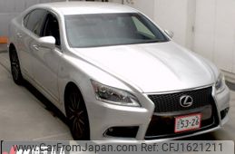 lexus ls 2013 CFJ1621211