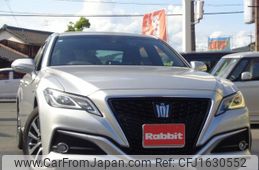 toyota crown-hybrid 2018 CFJ1630552