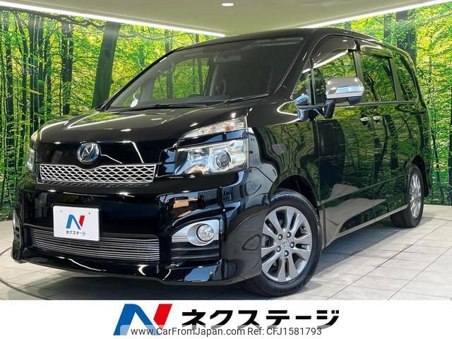 toyota voxy 2011 CFJ1581793 image 1