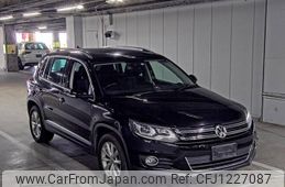 volkswagen tiguan 2016 -VOLKSWAGEN--VW Tiguan WVGZZZ5NZGW062705---VOLKSWAGEN--VW Tiguan WVGZZZ5NZGW062705-
