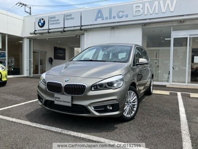 bmw 2-series 2017 quick_quick_2E20_WBA2E520605G92188 image 1