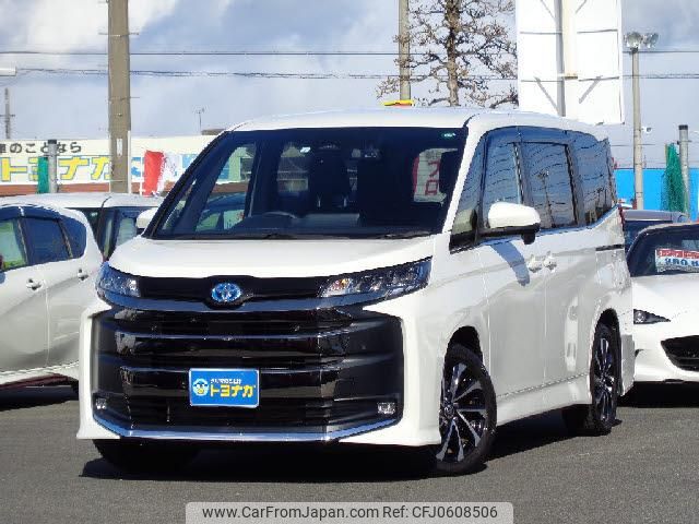 toyota noah 2023 quick_quick_6AA-ZWR90W_ZWR90-0073250 image 1