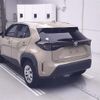 toyota yaris-cross 2021 CFJ1536807 image 2