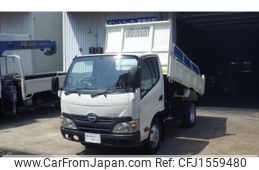hino dutro 2012 CFJ1559480
