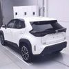 toyota yaris-cross 2022 CFJ1735705 image 2