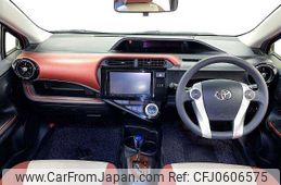 toyota aqua 2014 504928-927116