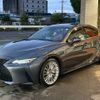 lexus is 2022 CFJ1770425 image 1