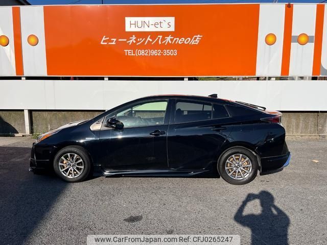 toyota prius 2018 quick_quick_ZVW50_ZVW50-6148258 image 2