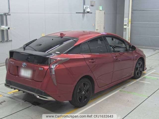 toyota prius 2018 CFJ1632643 image 2