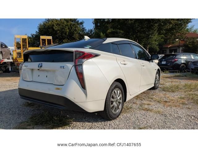 toyota prius 2017 CFJ1407655 image 2