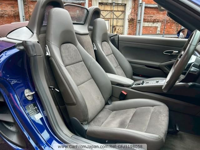 porsche 718-boxster 2020 quick_quick_ABA-982J1_WP0ZZZ98ZLS201153 image 2