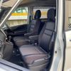 nissan serena 2017 CFJ1547065 image 11
