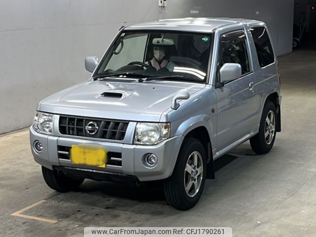 nissan kix 2011 CFJ1790261 image 1