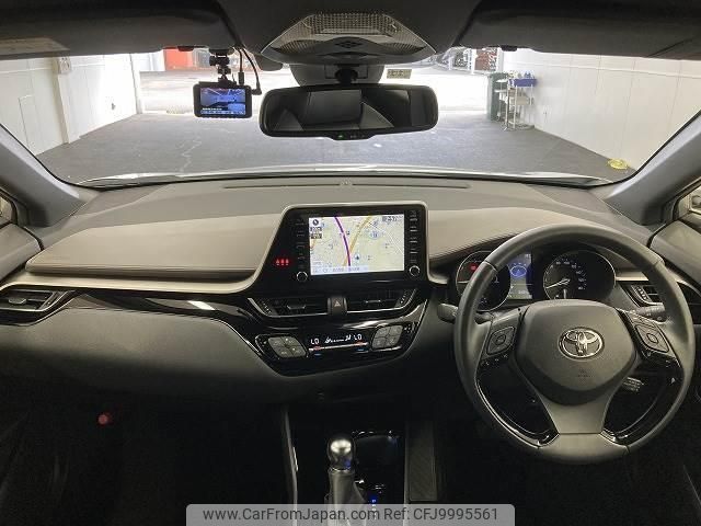 toyota c-hr 2019 quick_quick_6AA-ZYX11_ZYX11-2005263 image 2